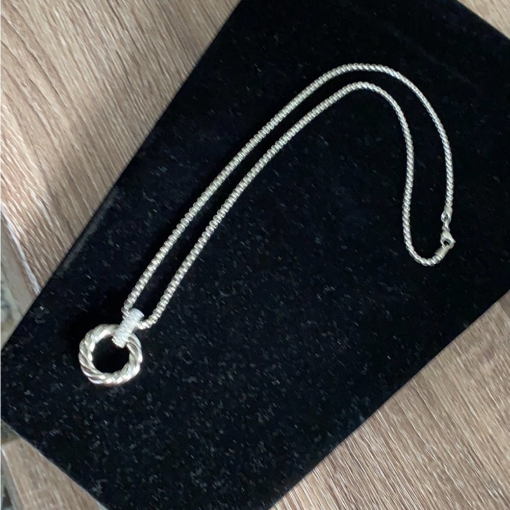 Elegant Silver Necklace